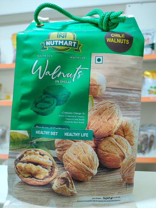 Walnuts with Shell - NUTMART 500 GM