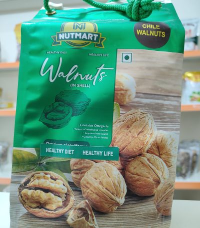 Walnuts with Shell - NUTMART 500 GM