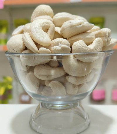 Cashews 320